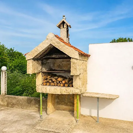 Gorgeous In With Private Swimming Pool, Be Inside Or Outside Pridraga