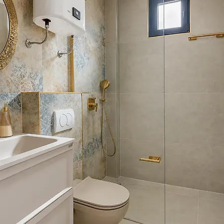 Gorgeous In With Private Swimming Pool, Be Inside Or Outside Hébergement de vacances Pridraga